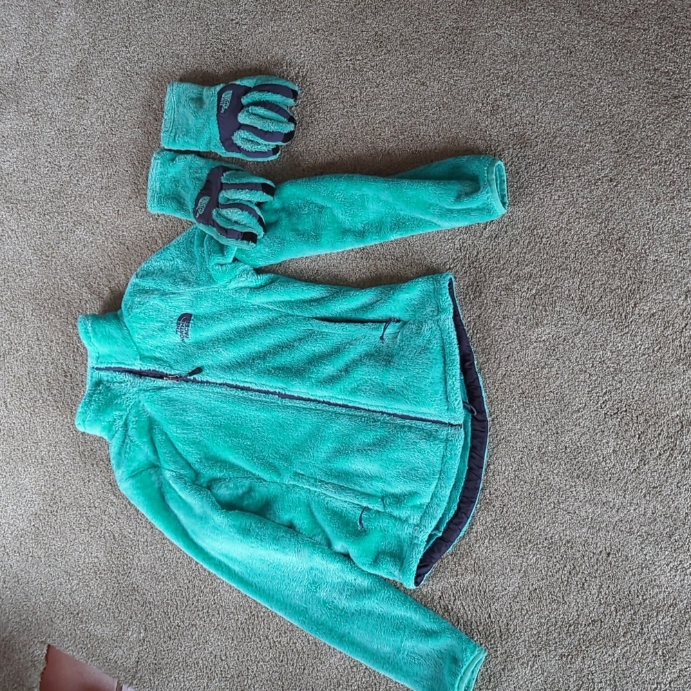 North face zip up and matching gloves